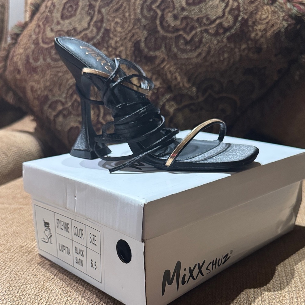Mixx Shuz Black Strappy Satin Heels